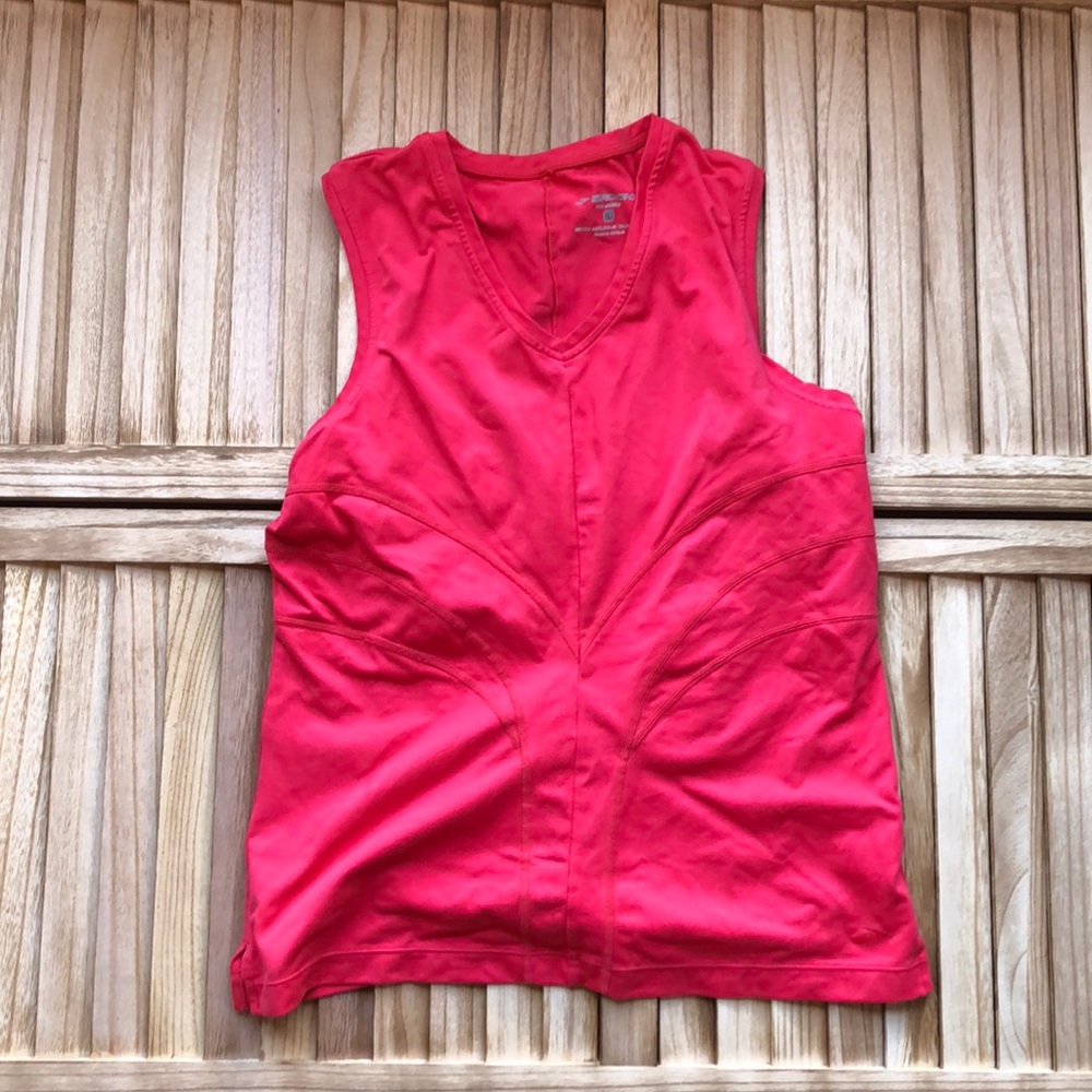 Brooks Tank
